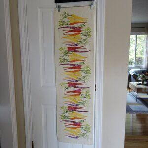 New NWOT THE FARMHOUSE by Rachel Ashwell Table Runner – Carrots